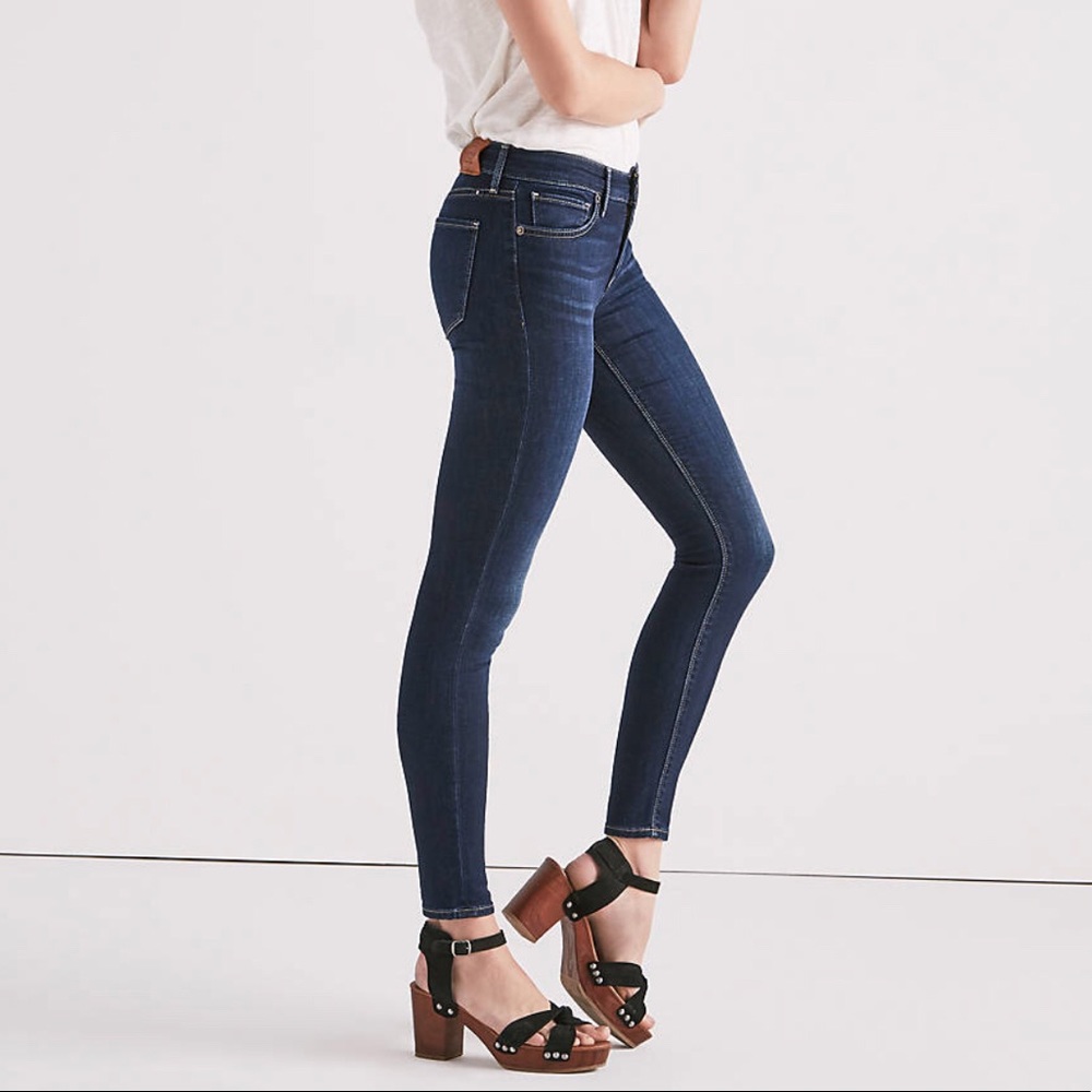 Lucky Brand Ava Mid Rise Skinny Jeans in Immortal